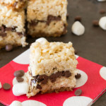 The taste of S'Mores wrapped up into a wonderful Rice Krispies Treat is a match made in heaven. No campfire needed for these S'Mores Rice Krispies Treats!
