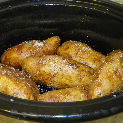 Easy Slow Cooker Baked Potatoes