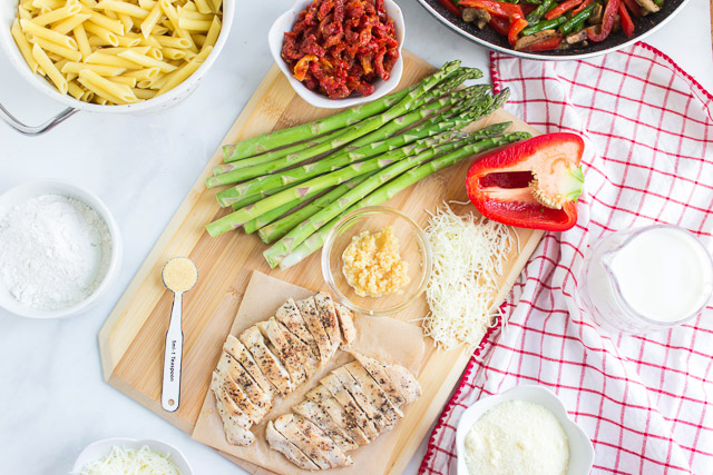 Cheesy Chicken Penne ingredients