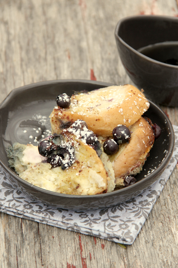 Need a brunch recipe? This Slow Cooker Blueberry French Toast is so easy to throw together and cooks up quickly in only about 3 hours, so it's perfect for brunch.