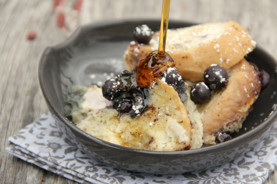 Need a brunch recipe? This Slow Cooker Blueberry French Toast is so easy to throw together and cooks up quickly in only about 3 hours, so it's perfect for brunch.