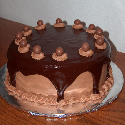 Chocolate Malt Cake with Ganache, Part 2