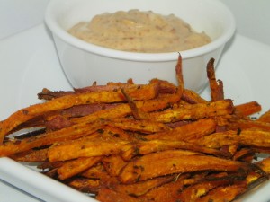 Recipe: Baked Sweet Potato Fries with Chipotle Dipping Sauce