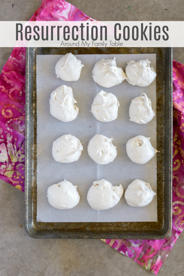 Turn a simple meringue cookie recipe into a faith-based object lesson for Easter with these Resurrection Cookies.  Plus I've included a downloadable 12-page Resurrection Cookie Recipe printable ebook that you will love using over and over again. via @slingmama