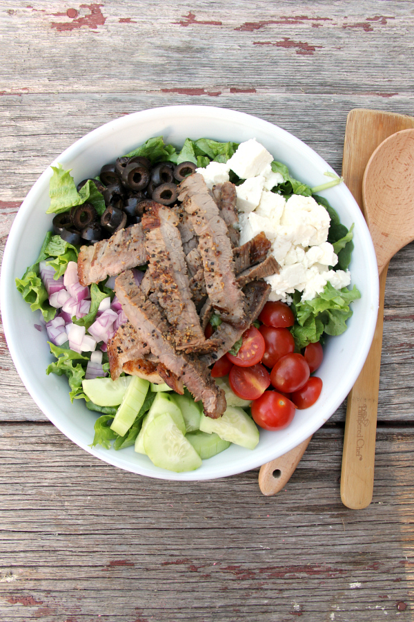 Summer is coming fast so this Steak and Feta Salad is going on my summer menu list! 