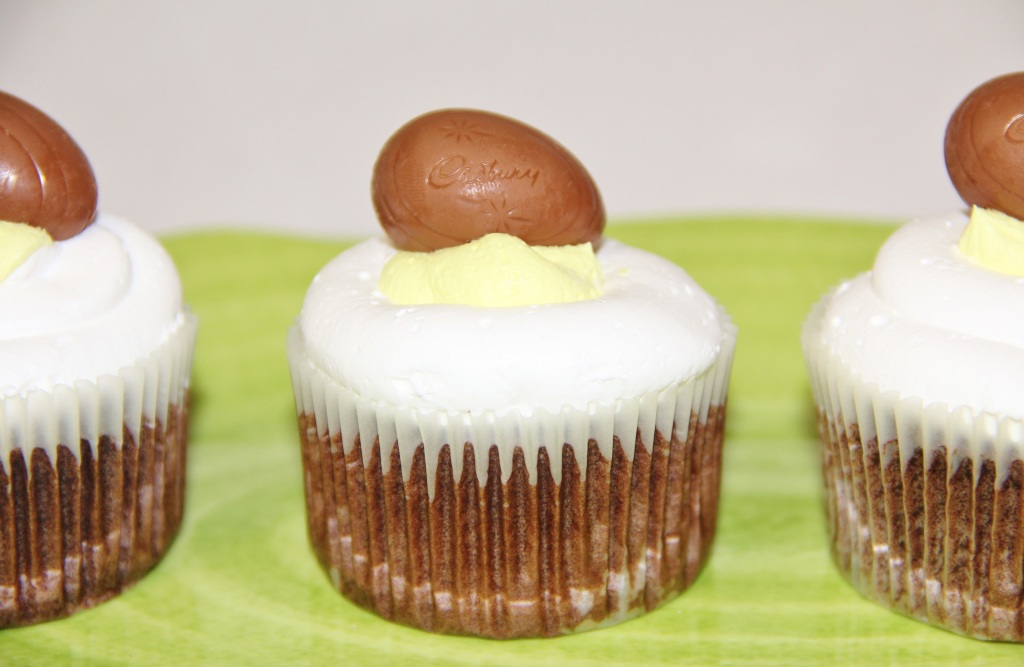 Cadbury Egg Cupcakes