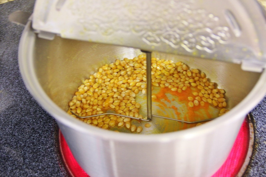 How to make Movie Popcorn at Home