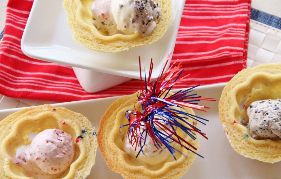 Homemade ice creams and a sweet sugar cookie bowl are the perfect summer treat.  Everyone will love this Festive Ice Cream & Cookie Bowls.