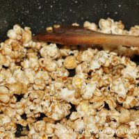Maple Harvest Popcorn {Confessions of an Over-Worked Mom}