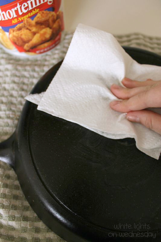 How to Properly Clean & Season Your Cast Iron Skillet