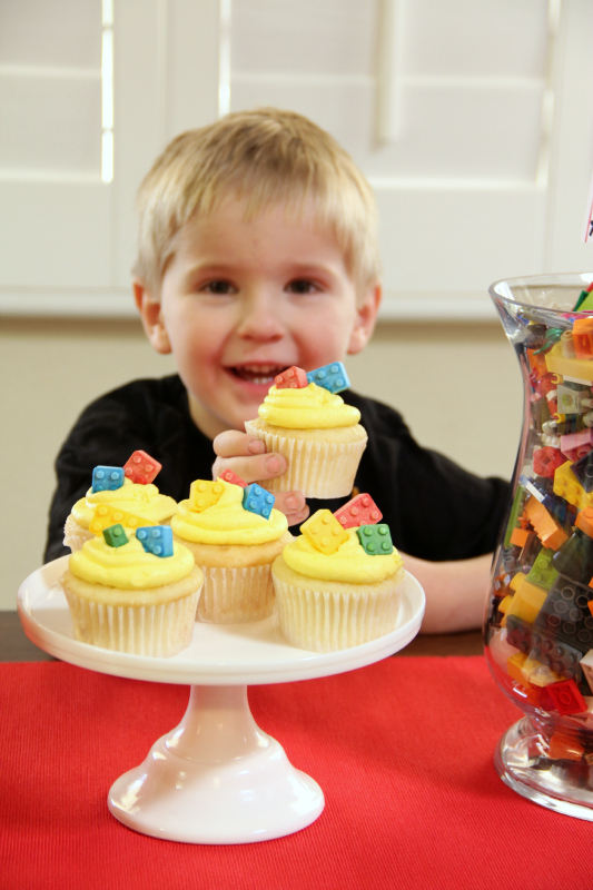 lego cupcakes