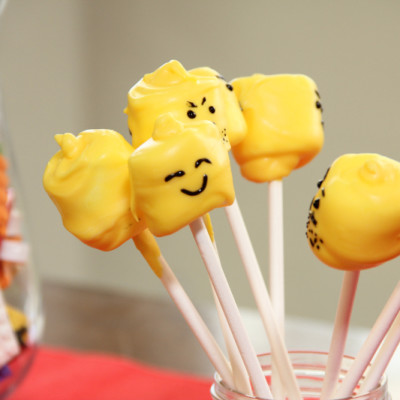 Lego Marshmallow Pops