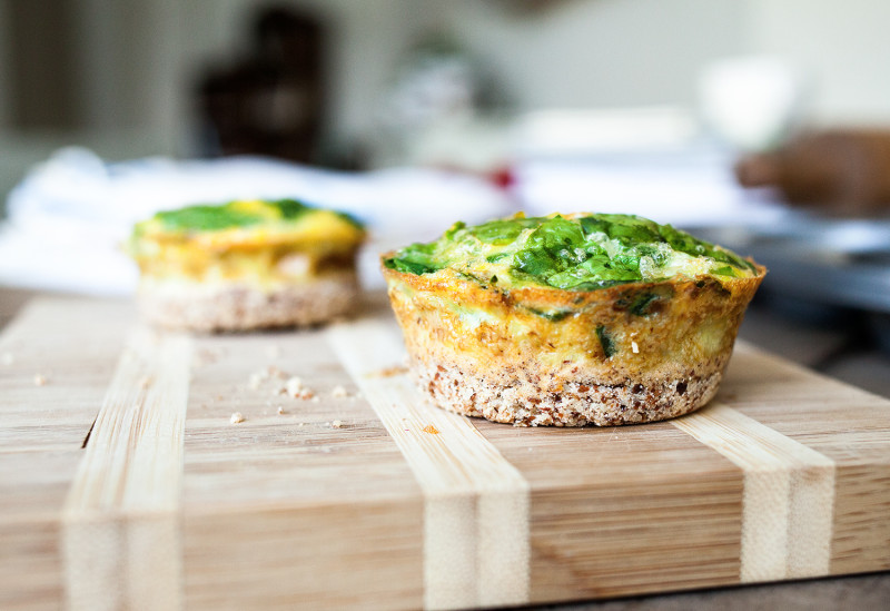  Clean Eating: Spinach + Neufchatel Mini Quiches with Almond Crumble Crust