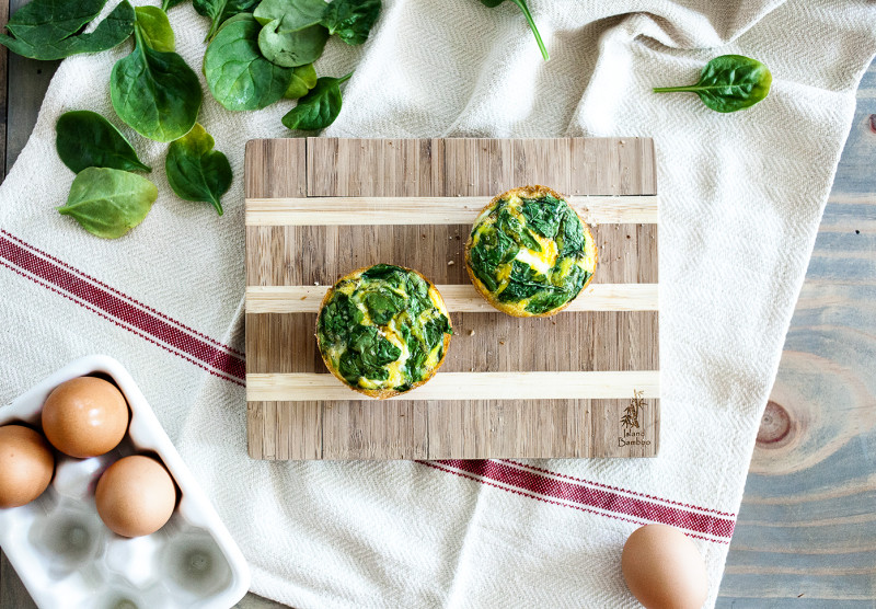 Clean Eating: Spinach + Neufchatel Mini Quiches with Almond Crumble Crust Clean Eating: Spinach + Neufchatel Mini Quiches with Almond Crumble Crust
