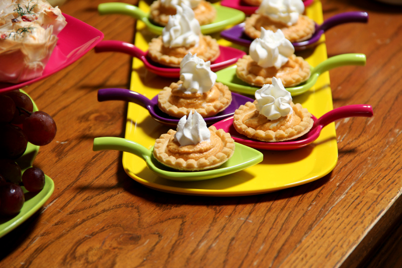 Mini No-Bake Pumpkin Pies