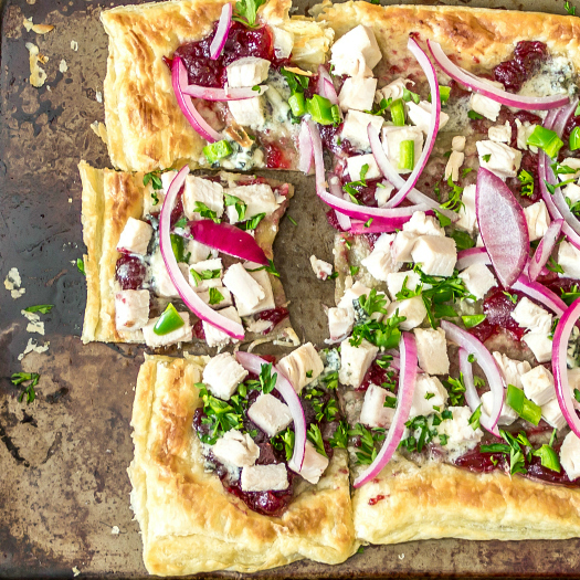 Turkey, Cranberry, and Blue Cheese Pizza #PuffPastry #15MinuteSuppers