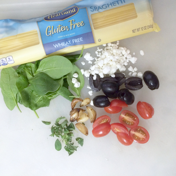 Vegetarian Greek Pasta with Feta #15MinuteSuppers