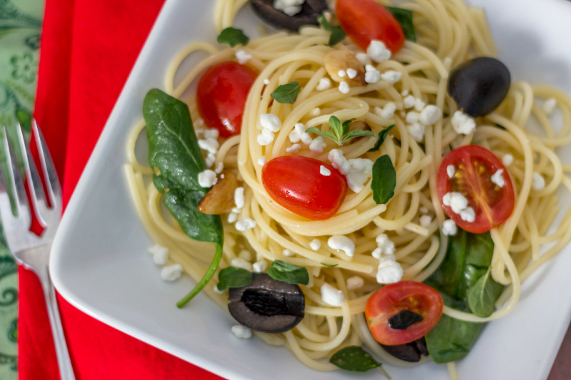 Vegetarian Greek Pasta with Feta #15MinuteSuppers