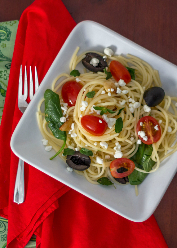 Vegetarian Greek Pasta with Feta #15MinuteSuppers