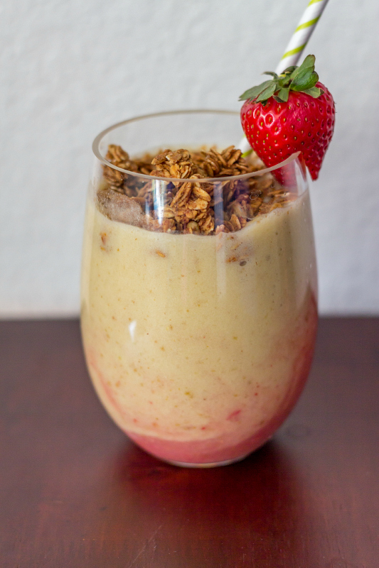 Layered Strawberry Banana Smoothies #15MinuteSuppers