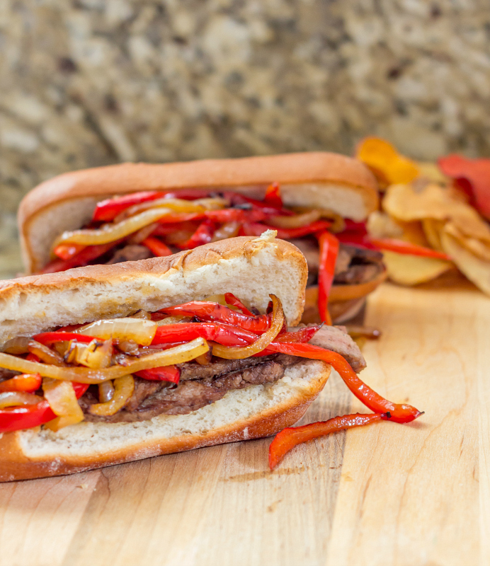 The most amazing Steak & Pepper Sandwiches (at home) #15MinuteSuppers