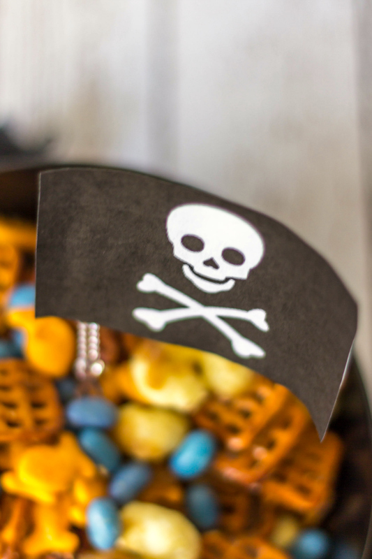This Pirate Munch Party Mix is perfect for all the pirates and fairies in your life!