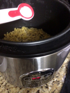 One Pot Homestyle Mac & Cheese in a Rice Cooker! Have to try this!