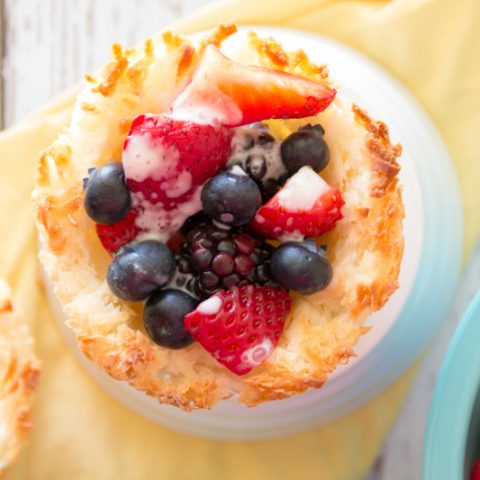 Macaroon Cups with Berries