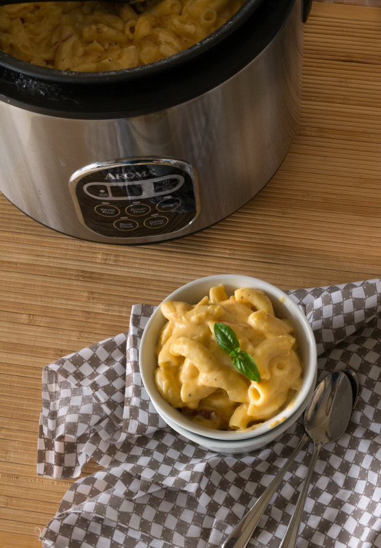 One Pot Homestyle Mac & Cheese in a Rice Cooker! Have to try this! 