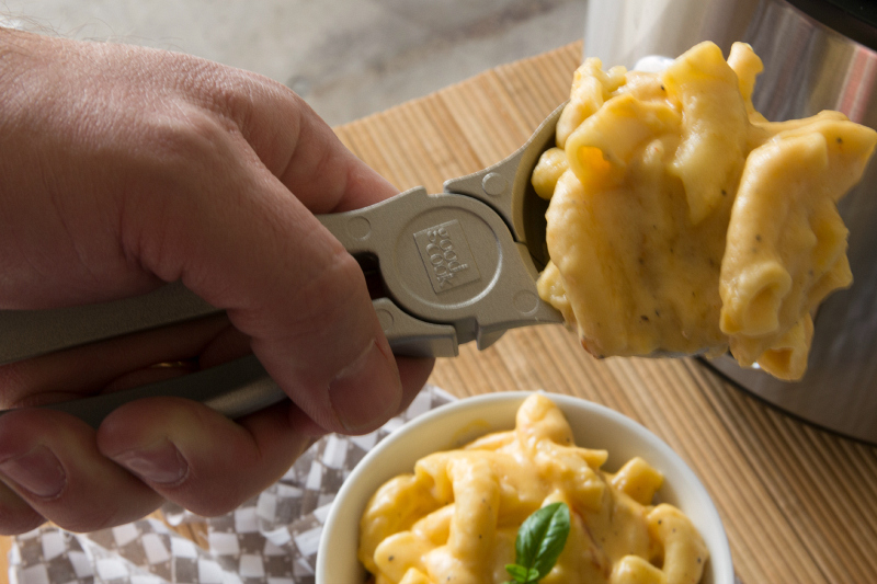 One Pot Homestyle Mac & Cheese in a Rice Cooker! Have to try this! 