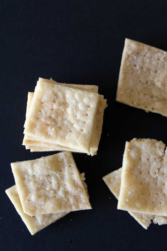 Gluten Free Soda Crackers...these taste just like Saltine crackers & they are vegan too!