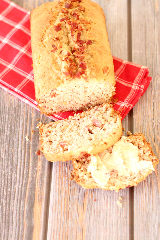 Bacon Banana Bread...it's so easy to make with only 4 ingredients. You won't believe how amazing it tastes. 