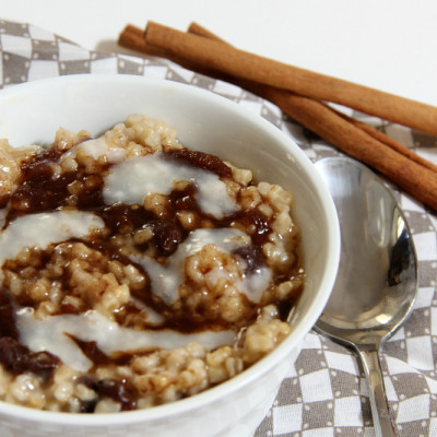 Cinnamon Roll Oatmeal