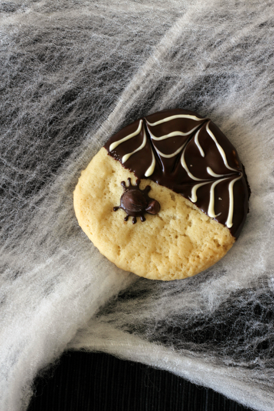 Spider Web Halloween Cookies