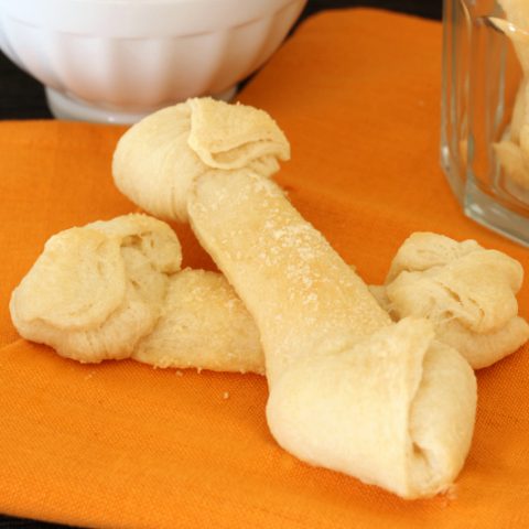 Breadstick bones Halloween appetizer