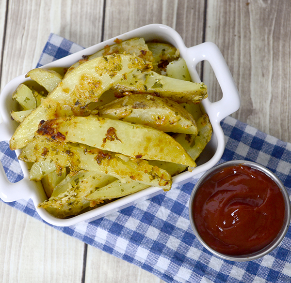 Easy Baked Garlic Parmesean Fries