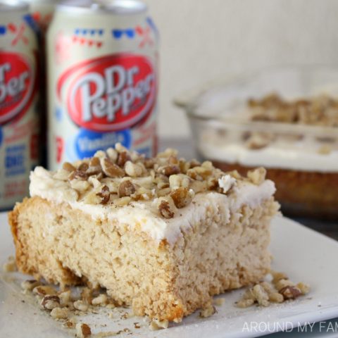 Dr Pepper Vanilla Float Cake