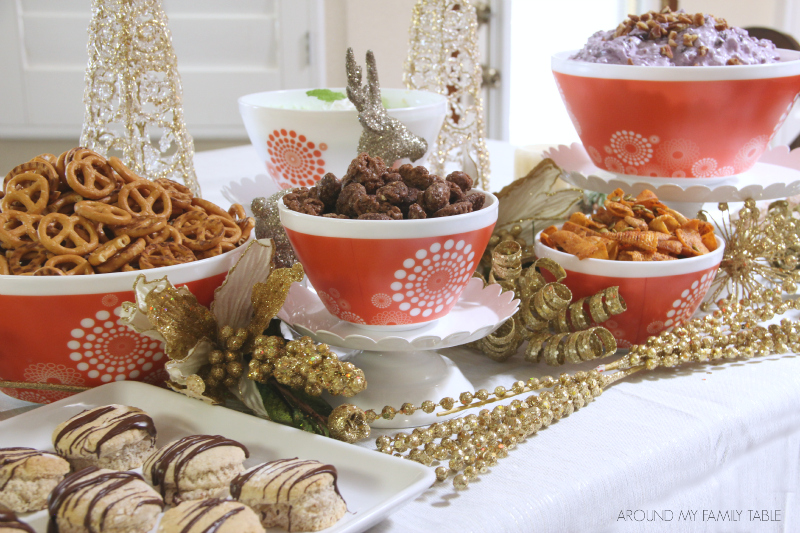Recipes & Tips for throwing a Vintage Holiday Open House Party