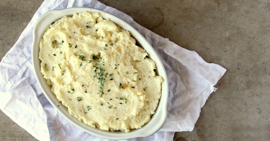 Take the classic Sheppard's Pie and mix it up a bit with this delicious CORNED BEEF SHEPPARD'S PIE!