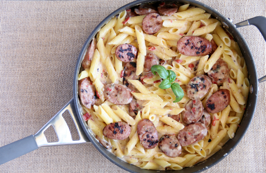 I love goat cheese and red peppers together so this Creamy Goat Cheese, Red Pepper, & Sausage Penne was a no brainer. It's absolutely divine and pure comfort food! 