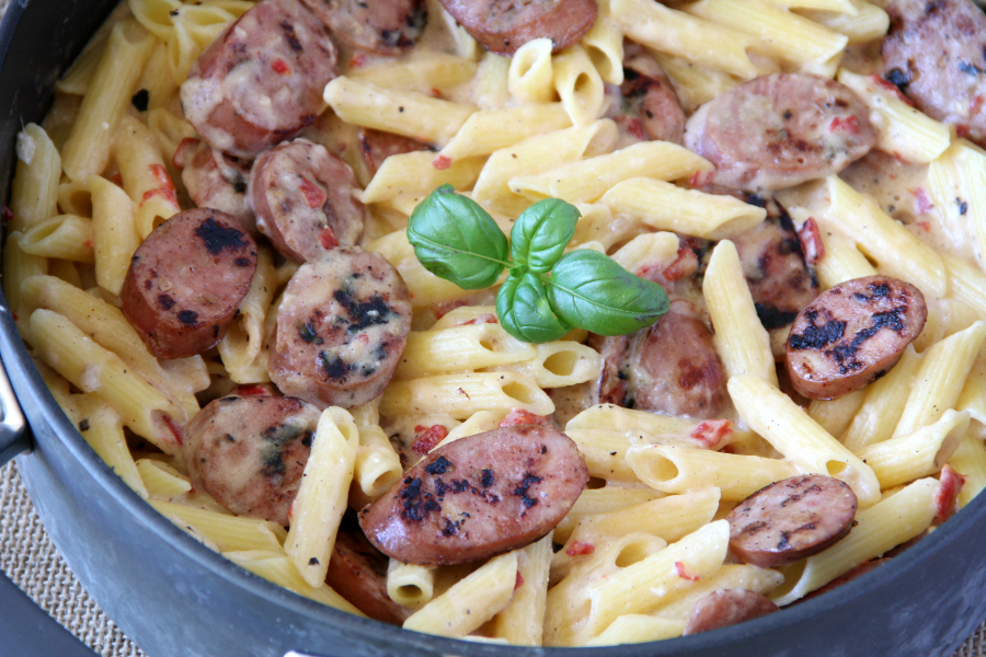 I love goat cheese and red peppers together so this Creamy Goat Cheese, Red Pepper, & Sausage Penne was a no brainer. It's absolutely divine and pure comfort food! 