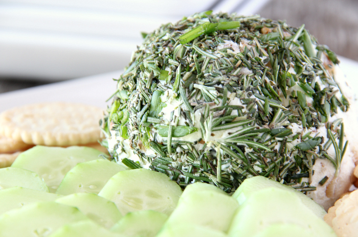 This Garlic & Herb Goat Cheese Ball comes together in less than 10 minutes plus it's delicious and will impress your guests.
