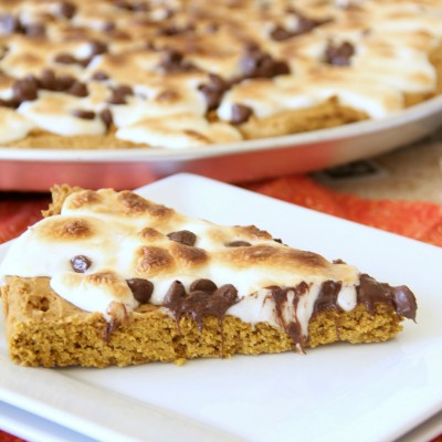 Pumpkin S’Mores Pizza