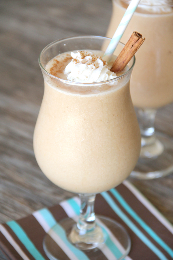 Treat yourself this afternoon with the perfect blend of tea and spices in this delicious Frozen Chai Tea Frappuccino.