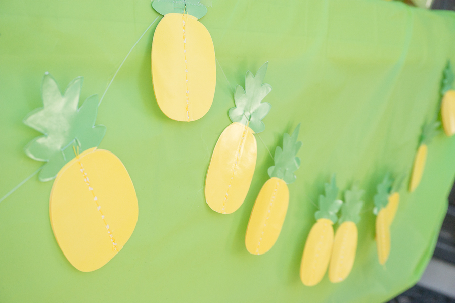 This Summertime Pineapple Party is such a fun, simple party idea & a perfect way to kickoff summer.