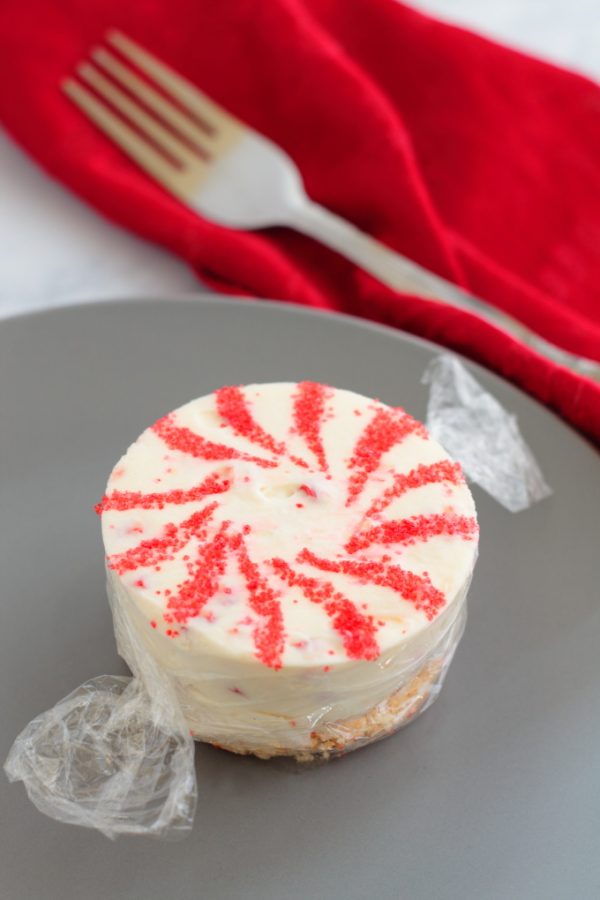 These adorable Mini No-Bake Peppermint Cheesecakes look just like starlight mints. They’re perfect for a festive holiday event, but easy enough for anytime.