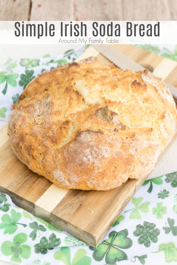 St. Patrick's Day dinner doesn't have to be hard or time consuming.  My Simple Irish Soda Bread is ready in 45 minutes. #stpatricksday #irishsodabread