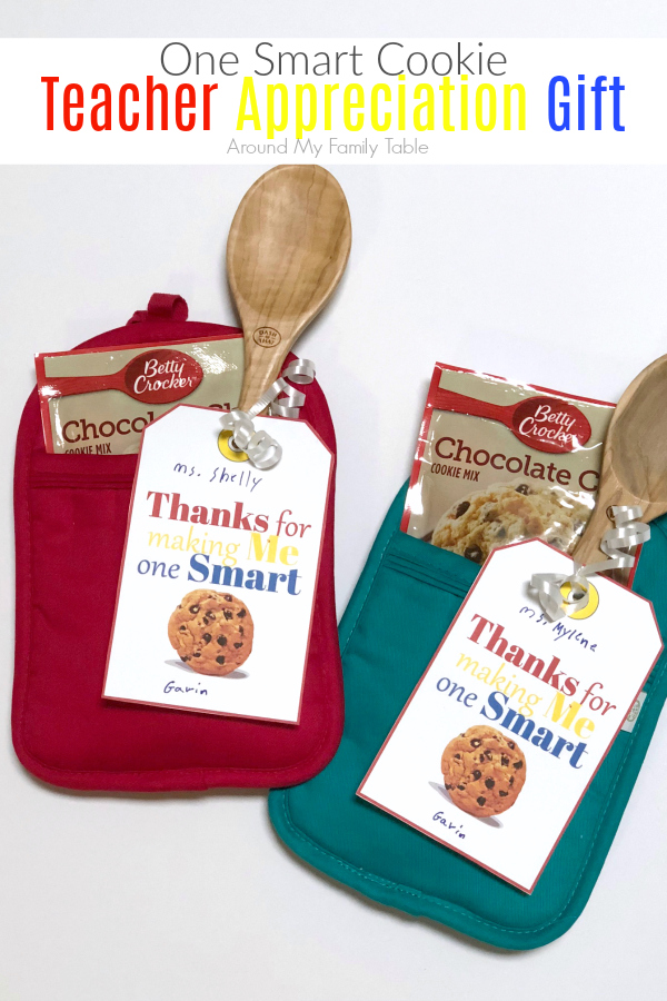 This simple One Smart Cookie Teacher Appreciation Gift and Printable is budget friendly and easy to put together during the busy end of school hussle.  #teacherappreciation #teachergifts