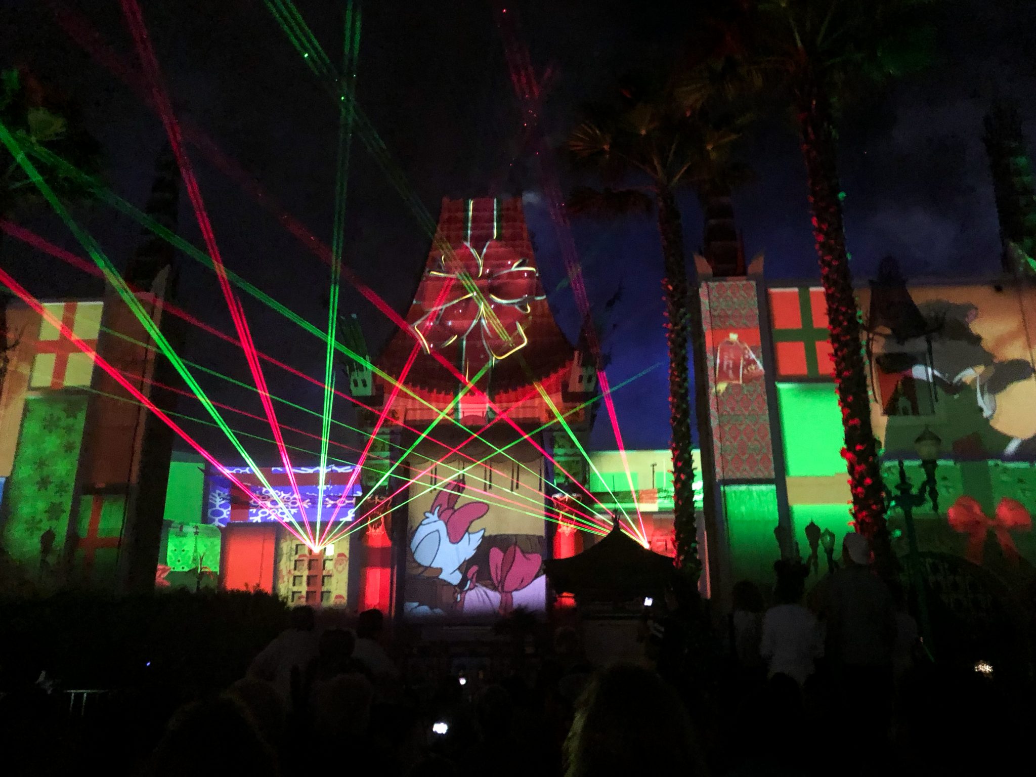 Jingle Bell, Jingle BAM! From Christmas trees to snow on Main Street, from free hot cocoa and cookies to fireworks the holidays at Walt Disney World are full of magic, lights, and the best family memories. You won't want to miss these 15 Ways to Celebrate the Holidays at Walt Disney World.