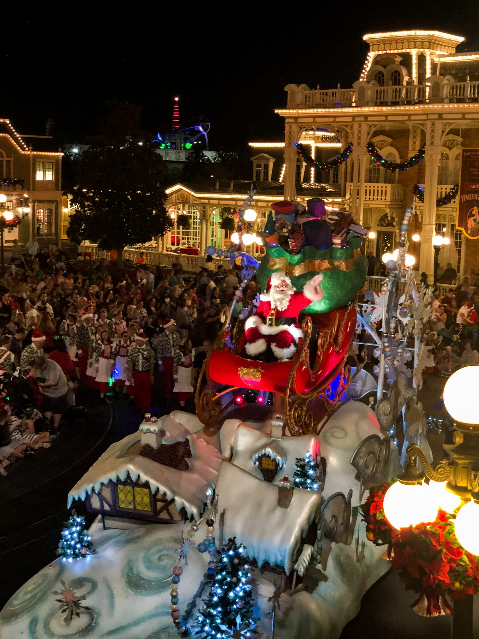 From Christmas trees to snow on Main Street, from free hot cocoa and cookies to fireworks the holidays at Walt Disney World are full of magic, lights, and the best family memories. You won't want to miss these 15 Ways to Celebrate the Holidays at Walt Disney World.